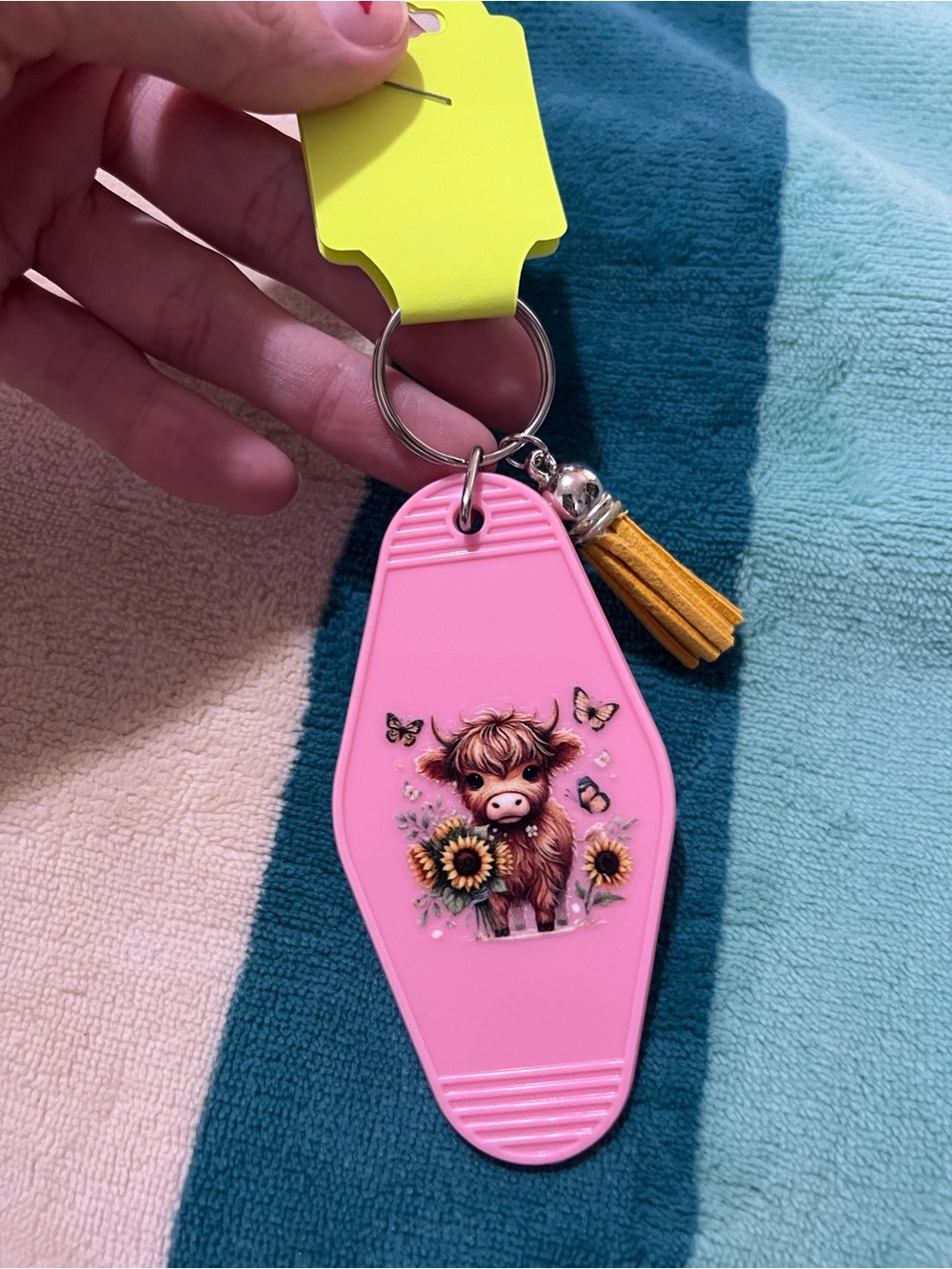 Highland Cow Keychain 🌻